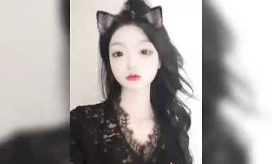 Shen Yaqin from Changsha City dropped out of high-tech college at the Eighth Bureau of Water Conservancy and Hydropower to become a prostitute on Douyin, negotiating prices with sponsors and becoming a hot Internet celebrity