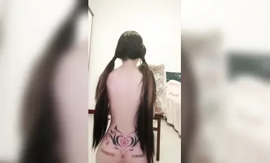 小童07年女大 極品小母狗直播自慰 無套被內射 (1)