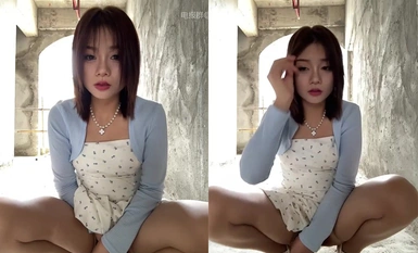 主播【Asia_Melody】頂美校花多場所露出自慰噴水、徹底放飛自我、連續潮噴、一地的淫水 (11)