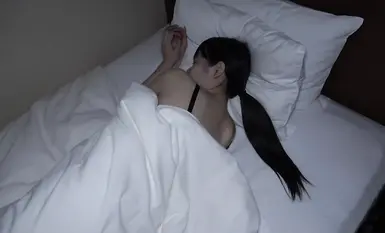 fc2-ppv-4730475 (2) [4 Miraculous shots] The white and slender beautiful naked body of a famous model. A massive ejaculation into the supreme pussy that only the chosen ones can enjoy.