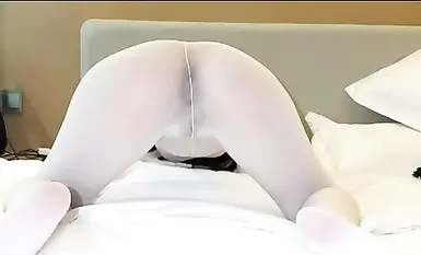 Twitter loli girl Youmi sumasayaw hubad at masturbates. Ang titi ng kanyang sponsor ay napakakapal at mahaba kaya't nanghihina ang aking mga binti (8)