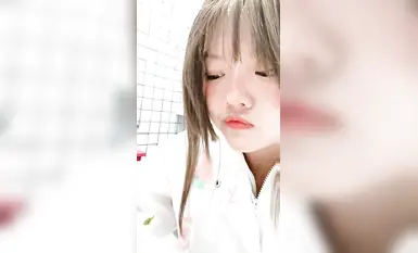 Shao Luo Wen Qing - the appearance is still very good, Shao Luo type yellow broadcast, the personality is quite lively and cute, with a variety of soft sister clothes, plus the ability to do live shows, it is quite interesting (7)