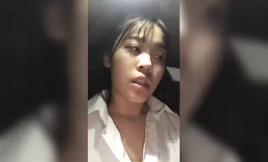 Nữ sinh cao ráo khỏa thân ngoài trời, hát, ăn, phòng thử đồ, bãi đậu xe và thủ dâm trong xe (6)