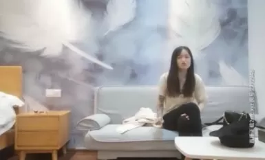 The fat guy with the glasses has a date with a tattooed part-time girl, let me see the tattoos on your ass, bucking and bucking, riding the big white ass up and down.