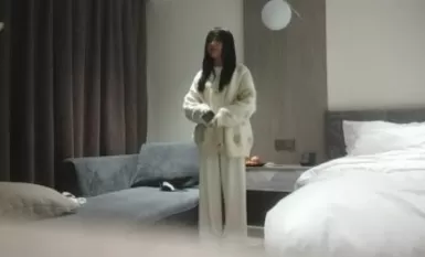 [Development Exploration], tonight specializing in young girls, 20-year-old little girl, obedient casual kiss, pile driver is not at all compassionate, violent output dry crippled, paralyzed in bed service