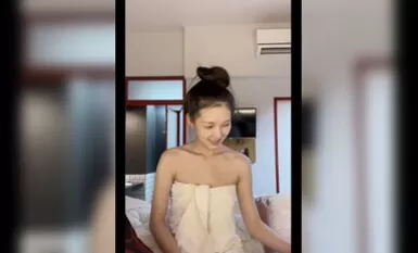 Onlyfans天花板级别小姐姐 19