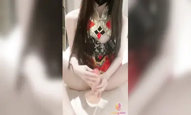 Internet celebrity top white tiger welfare Ji [first love Xiao An] cos masturbation (7)