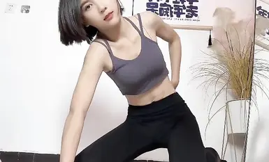 快手网红koko极品身材付费定制骚舞1v1大尺度(5)