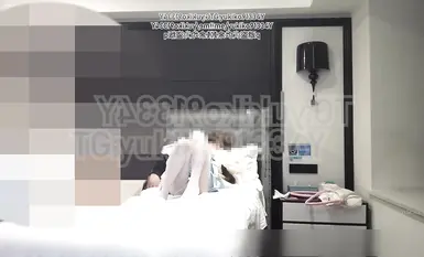 太ったマスターの素晴らしい旅-青いJK白いシルクの制服の姉妹2