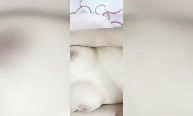 Neighbor schoolgirl and online boyfriend video, beautiful breasts and tender pussy white tiger masturbation (4)