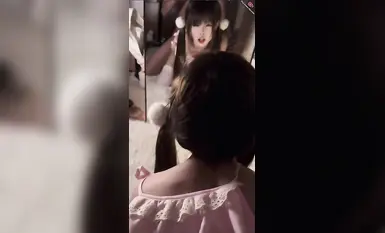 『慈宝』高価値_足フェチ_ビンタ、教師やクラスメイトの目には従順な少女がご主人様のお父さんに調教される_パート1（4）