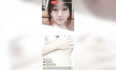 长的很萌的邻家学妹和线上男友1v1，美乳嫩穴多水，虚拟造爱，线上调教，反差阿黑颜(4)