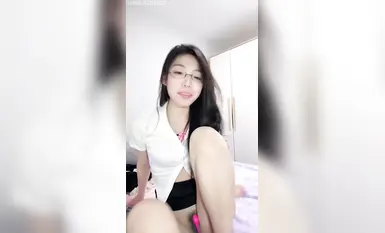 [Wet Wet] ถ่ายทอดสดการถ่ายทอดสดของสุนัขตัวเมียขาเรียวยาวสุดเซ็กซี่เลียกางเกงชั้นในส้นสูงสอดใส่ช่องคลอด (5)