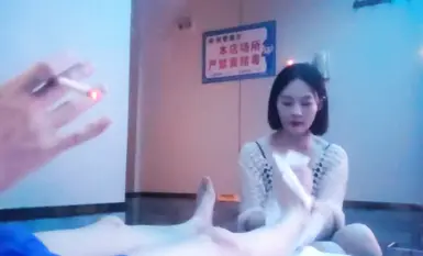 The masseuse was so beautiful; the massage gradually became more suggestive and intimate, with her playing with her breasts, exposing her penis, and dancing seductively.
