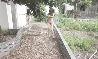 天花板露出狂人御姐【cikaimoon】新作+近期作品合集，田野里的自由：与农民共度的一天，在农民面前全裸露出，在沙滩人前全裸露出，真的是大胆完全不怕啊(5)