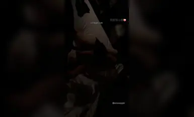 Người có sức ảnh hưởng trên Twitter với thân hình quả lê, [Dog Daddy và Little Peach], đã phát hành nhiều video VIP từ tháng 9 đến tháng 11 với nội dung về một cô gái nhỏ siêu gợi cảm và huấn luyện SM. Bộ ngực khủng của cô gái này thực sự tuyệt vời (6).