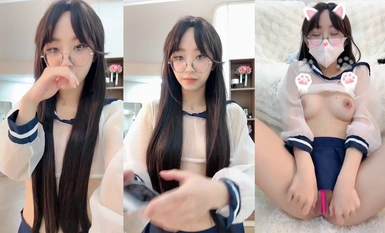 【精品粉寶寶】極品高顏值眼鏡嫩妹透明水手服