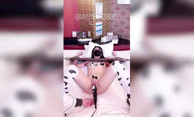 推特19万粉SM女主【A】付费订阅，自带敏感体质，喜欢受虐，高潮不受控制痉挛，翻白眼，流水(6)