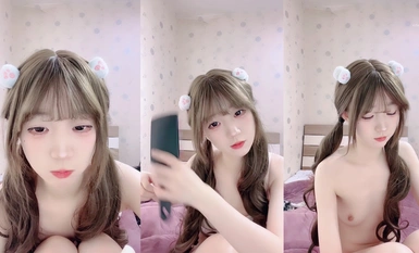 校花首次帶閨蜜下海直播【邪惡雙馬尾】以身作則~道具狂插 (4)