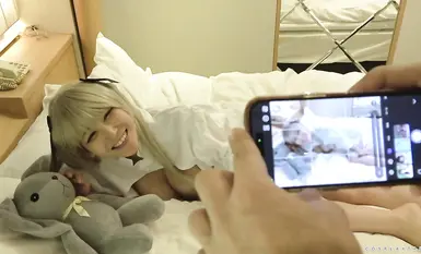 【孕婦性愛】COS美少女蘿莉風小奶媽人美穴粉奶大 奶水多又白男主沒吃過這么嫩的直接失控上擠下肏