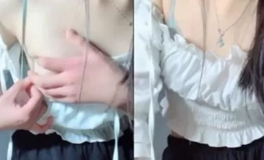 [สาวอายุ 19 ปี] สาวเพิ่งเปิดตัวแอบช่วยตัวเองที่บ้านหีสีชมพูที่สมบูรณ์แบบของเธอเปียกโชกน่าตื่นเต้นและน่าตื่นเต้น