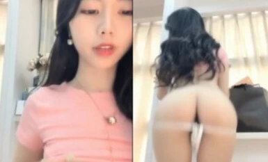 Boutique beauty pink lingerie shaking buttocks seduction charge show slim body fart swinging obscene words hooker come to play my pussy eat my tits close-up close-up pussy pussy pussy