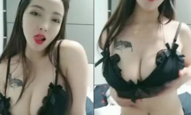 御姐-巨乳-奈何执念 这身行头，人见人爱，泛滥的花心，手指抠逼，贱的一手淫水，揉着巨乳骚气冲天