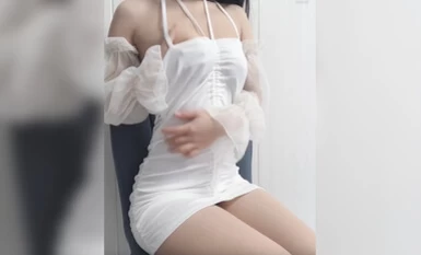 Jitterbug @ Xian Xian Xiao Strawberry's New High-Priced Private Customization - Shredded Meat