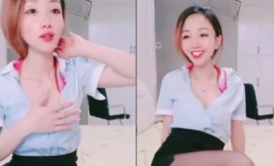 風騷禦姐OL裝扮，黑絲短裙很是性感，大戰頭套男，解開內衣一頓揉胸，主動騎乘爆插，正入猛操小穴