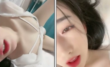 화려한 미모 "Raise a Million" 05.06 눈부시게 아름다운 미모가 전 과정 내내 온갖 음란한 말로 놀리고 유혹한다. 고화질 소스코드 녹음이 참을 수 없다.