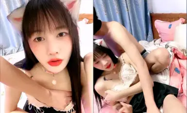 Pure Desire Ceiling! Cat ears super high value beauty girl! First time double show with fuck buddy, kneading little white tits, peeing and breaking pussy to eat JB!