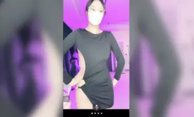 ข่าวใหญ่เกี่ยวกับ Douyin: เทพธิดาแห่งแฟน 56W [Strawberry Shortcake] [Sister Ding] การแสดงสดการลักลอบขนสินค้าราคาสูง (2)