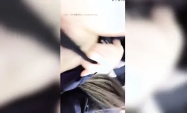 Kakak Guangzhou 19 tahun! [Jing Yuer] Melancap dengan prop, cumshot, faraj merah jambu dekat (2)