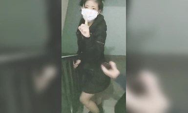 蜜桃臀超淫妻『青青』女神亂操 黑絲皮衣機車女孩亂入 喜歡翹臀後入猛操 (3)