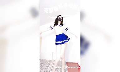 強抖音風蘿莉網紅女神 裸舞+啪啪+露出+紫薇+美乳+內射+粉穴 一次看爽 (17)