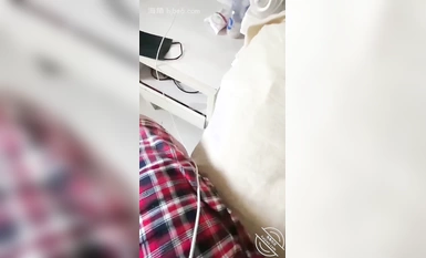 [การร่วมประเวณีระหว่างแม่และลูกชายล่าสุด] ชุมชน Haijiao [คนรักการร่วมประเวณีระหว่างพี่น้อง] งานใหม่ของฉันกับแม่ของฉัน - ฉันเย็ดแม่ของฉันจนกระทั่งเธอถึงจุดสุดยอดสามครั้ง ฉันเย็ดเธอจากเตียงไปที่โซฟาในห้องนั่งเล่นและเธอก็เหงื่อออก มันเจ๋งมาก