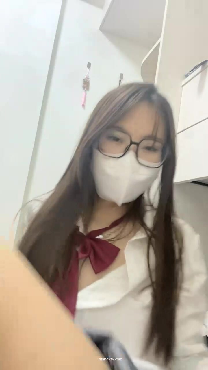 【少女和貓】學妹還貸偷偷播~!美乳長腿~自慰~流白漿 ~ (11)