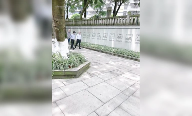 頂級露出藝術家『娜娜』最新瘋狂露出 無內大膽遊走在街頭 如入無人之境 各種在人前露出 真的吊 (5)