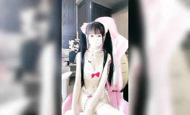 極品小仙女~【梨醬】道具狂插~白漿直流~爽~！~ ~~！ (3)