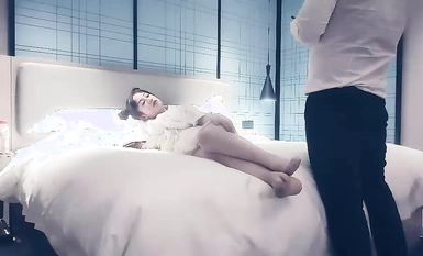 Chief Inspector Wong, a man and three women are having an erotic battle, and all three women are sucking on each other's tits while they're doing it.