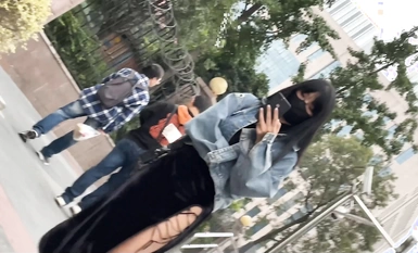 The god tailed the beautiful girl to secretly shoot the beautiful girl under the skirt scenery The best open fork cheongsam beauty harassment goods vacuum out of the street through the heart cool CD white dress lady's lace underwear and panties