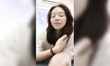 대만의 작은 떠 다니는 수레는 작은 우유 개에 집착하고, 얼굴 쇼 라이브가 너무 매력적으로 보이고, 동생의 세 손가락 펌핑을 즐기고, 외설적 인 물을 외치는 것 이상으로 아, 멋진 것을 놓치지 마세요!