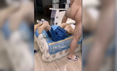 Telegraph group god "my niece called Xi" incest sex private shoot tender niece to withstand the big cock of the insertion of internal shooting HD (3)