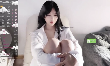 S站神顏主播@MiSSLee01 尺度福利秀4 (2)