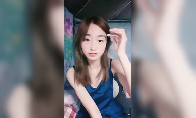 學生主播@我就是嗚崽醬 宿舍尺度福利秀 第二彈4 (9)