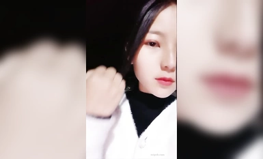 Beautiful schoolgirl seduces security guard, many scenes (8)