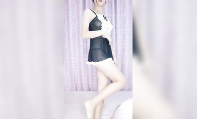 เด็กนักเรียนสาวสวย Zhen ล่อลวงเจ้าหน้าที่รักษาความปลอดภัยในฉากกลางแจ้งหลายฉาก (6)