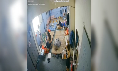 การรั่วไหลล่าสุดจากห้องส่วนตัวเมื่อปี 2566 แฮกเกอร์เจาะกล้องแอบถ่ายเสื้อผ้าเปลี่ยนและอาบน้ำในห้องน้ำหอพักของครอบครัวหลายต่อหลายครั้ง (34)