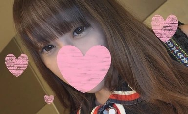 露脸☆超级性感19 岁的 Miya 是个非常可爱的荡妇。