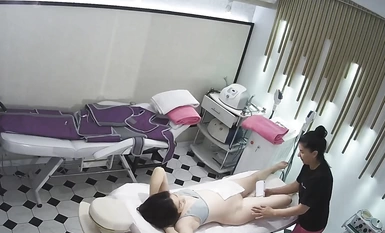 黑客破解美容院監控攝像頭超清偷拍 極品少婦做SPA脫毛這身材毫無抵抗力